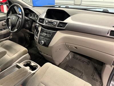 2013 Honda Odyssey EX   - Photo 11 - Grand Rapids, MI 49504