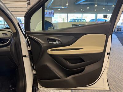 2017 Buick Encore Essence   - Photo 12 - Grand Rapids, MI 49504