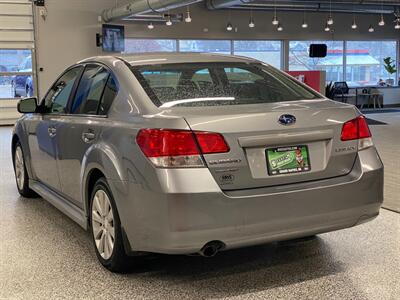 2010 Subaru Legacy 2.5i Limited   - Photo 6 - Grand Rapids, MI 49504