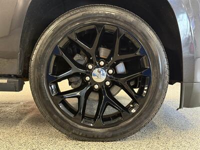 2018 GMC Yukon XL Denali   - Photo 8 - Grand Rapids, MI 49504