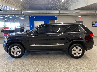 2012 Jeep Grand Cherokee Laredo   - Photo 4 - Grand Rapids, MI 49504