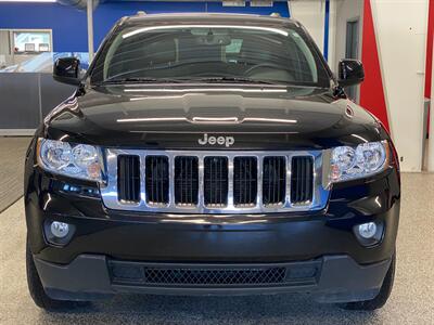 2012 Jeep Grand Cherokee Laredo   - Photo 2 - Grand Rapids, MI 49504