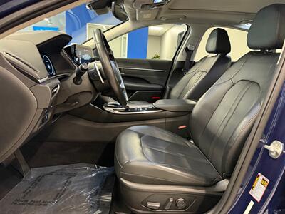 2022 Hyundai SONATA Limited   - Photo 21 - Grand Rapids, MI 49504