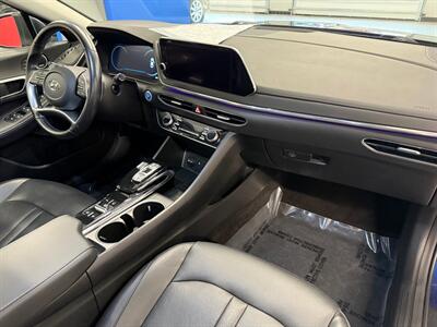 2022 Hyundai SONATA Limited   - Photo 11 - Grand Rapids, MI 49504