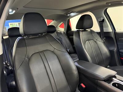 2022 Hyundai SONATA Limited   - Photo 15 - Grand Rapids, MI 49504
