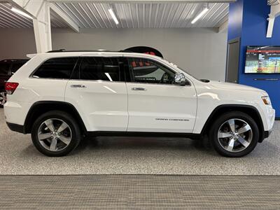 2015 Jeep Grand Cherokee Limited   - Photo 8 - Grand Rapids, MI 49504
