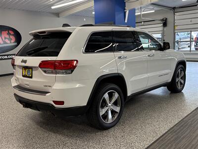 2015 Jeep Grand Cherokee Limited   - Photo 7 - Grand Rapids, MI 49504