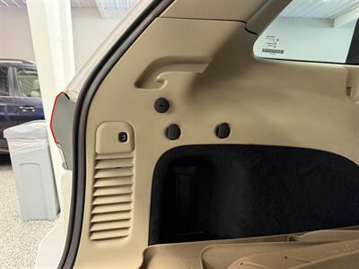 2015 Jeep Grand Cherokee Limited   - Photo 39 - Grand Rapids, MI 49504
