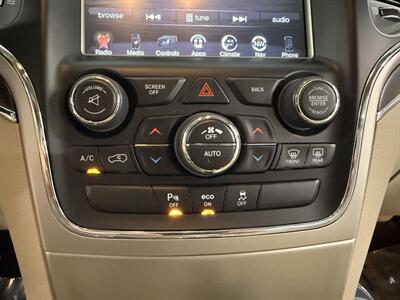 2015 Jeep Grand Cherokee Limited   - Photo 16 - Grand Rapids, MI 49504