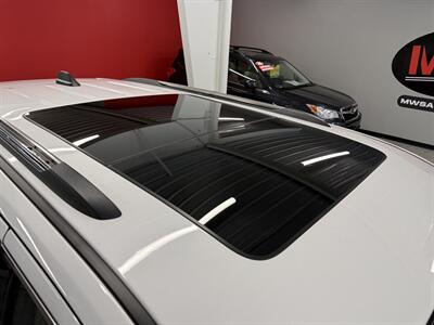 2015 Jeep Grand Cherokee Limited   - Photo 10 - Grand Rapids, MI 49504