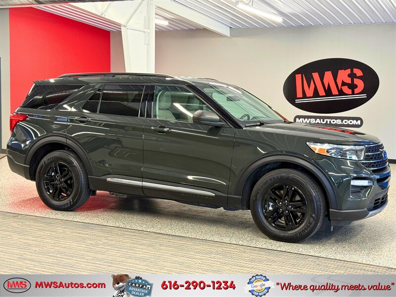 2022 Ford Explorer XLT - Photo 1 - Grand Rapids, MI 49504