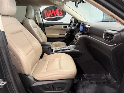 2022 Ford Explorer XLT   - Photo 12 - Grand Rapids, MI 49504