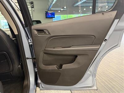 2015 Chevrolet Equinox LT   - Photo 37 - Grand Rapids, MI 49504