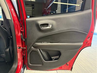 2019 Jeep Compass Latitude   - Photo 15 - Grand Rapids, MI 49504