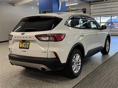 2020 Ford Escape SE - Photo 7 - Grand Rapids, MI 49504