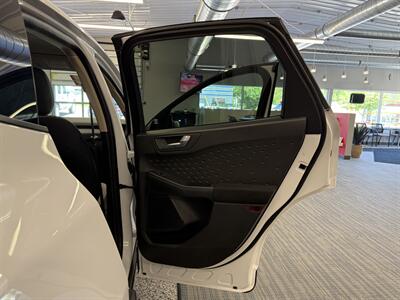 2020 Ford Escape SE - Photo 10 - Grand Rapids, MI 49504