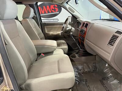 2005 Dodge Dakota SLT   - Photo 14 - Grand Rapids, MI 49504