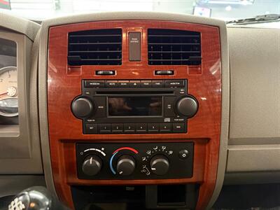 2005 Dodge Dakota SLT   - Photo 21 - Grand Rapids, MI 49504