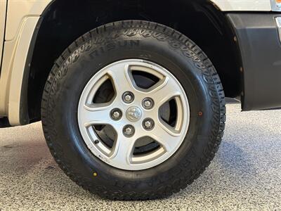 2005 Dodge Dakota SLT   - Photo 11 - Grand Rapids, MI 49504