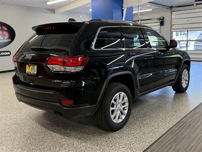 2021 Jeep Grand Cherokee Laredo E - Photo 8 - Grand Rapids, MI 49504