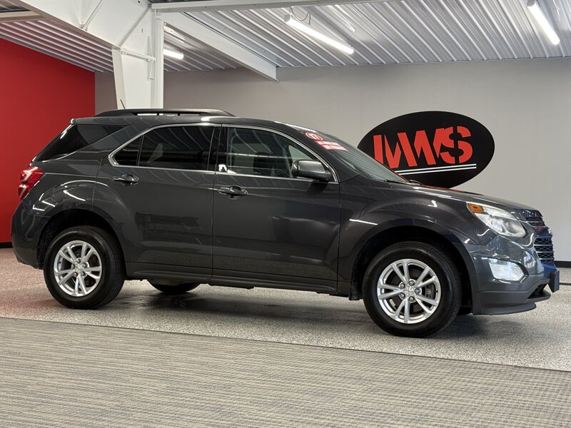 2017 Chevrolet Equinox LT   - Photo 1 - Grand Rapids, MI 49504