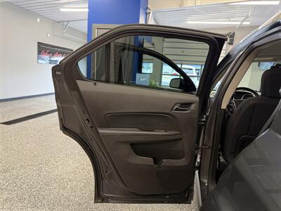 2017 Chevrolet Equinox LT - Photo 18 - Grand Rapids, MI 49504