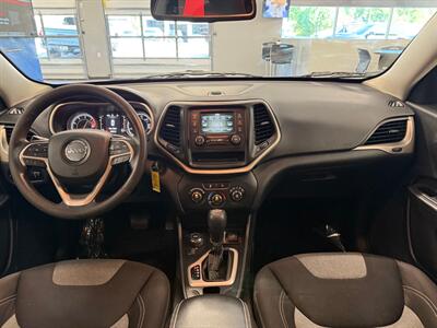 2016 Jeep Cherokee Sport   - Photo 33 - Grand Rapids, MI 49504