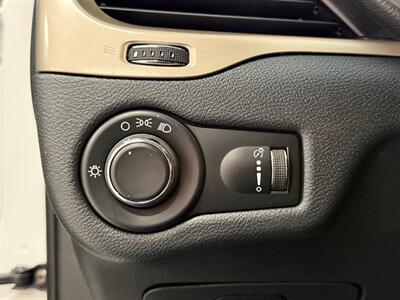 2016 Jeep Cherokee Sport   - Photo 25 - Grand Rapids, MI 49504