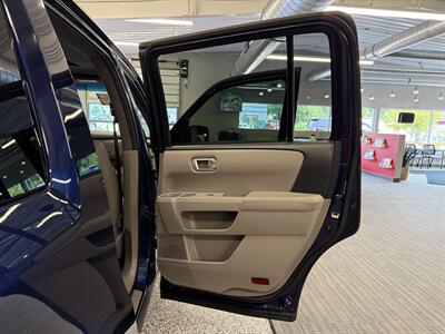 2013 Honda Pilot EX-L w/Navi - Photo 14 - Grand Rapids, MI 49504