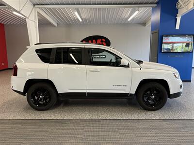2017 Jeep Compass Latitude   - Photo 8 - Grand Rapids, MI 49504