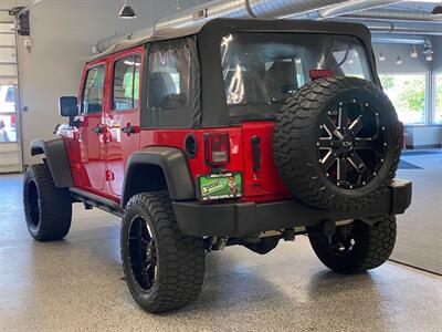 2017 Jeep Wrangler Unlimited Sport   - Photo 8 - Grand Rapids, MI 49504