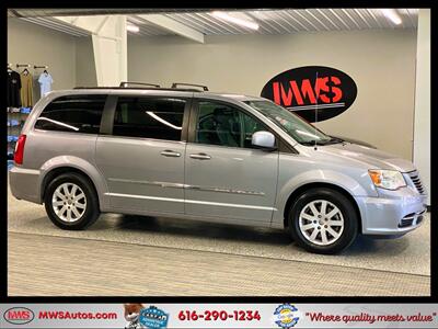 2013 Chrysler Town and Country Touring   - Photo 1 - Grand Rapids, MI 49504