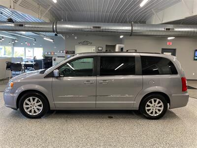 2013 Chrysler Town and Country Touring   - Photo 6 - Grand Rapids, MI 49504