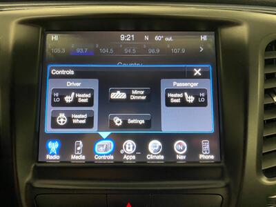 2015 Chrysler 200 S   - Photo 32 - Grand Rapids, MI 49504