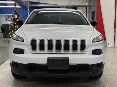 2014 Jeep Cherokee Sport   - Photo 2 - Grand Rapids, MI 49504