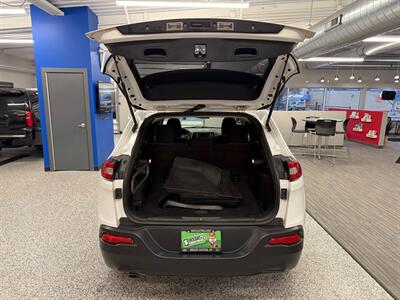 2014 Jeep Cherokee Sport   - Photo 17 - Grand Rapids, MI 49504