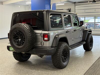 2018 Jeep Wrangler Unlimited Sport   - Photo 4 - Grand Rapids, MI 49504