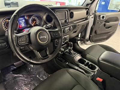 2018 Jeep Wrangler Unlimited Sport   - Photo 11 - Grand Rapids, MI 49504