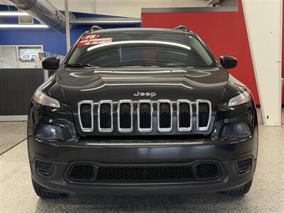 2015 Jeep Cherokee Sport - Photo 2 - Grand Rapids, MI 49504