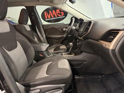 2015 Jeep Cherokee Sport - Photo 12 - Grand Rapids, MI 49504
