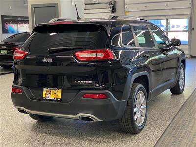 2017 Jeep Cherokee Limited   - Photo 8 - Grand Rapids, MI 49504