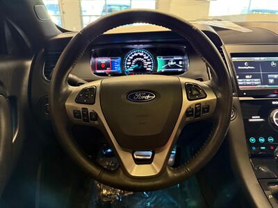 2015 Ford Taurus SHO   - Photo 38 - Grand Rapids, MI 49504
