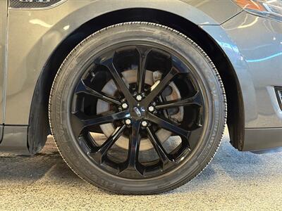 2015 Ford Taurus SHO   - Photo 9 - Grand Rapids, MI 49504