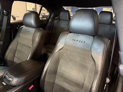 2015 Ford Taurus SHO   - Photo 46 - Grand Rapids, MI 49504