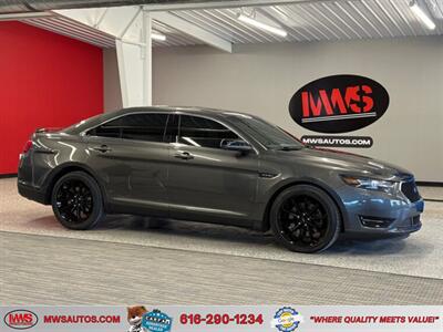 2015 Ford Taurus SHO   - Photo 1 - Grand Rapids, MI 49504