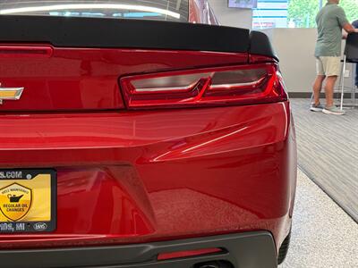 2018 Chevrolet Camaro LT   - Photo 16 - Grand Rapids, MI 49504