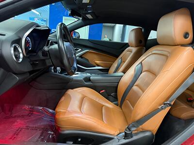 2018 Chevrolet Camaro LT   - Photo 31 - Grand Rapids, MI 49504