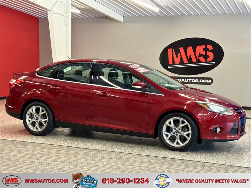 2013 Ford Focus Titanium   - Photo 1 - Grand Rapids, MI 49504