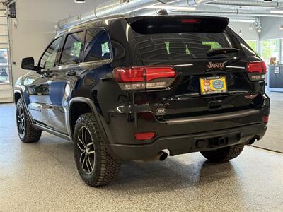 2017 Jeep Grand Cherokee Trailhawk - Photo 7 - Grand Rapids, MI 49504