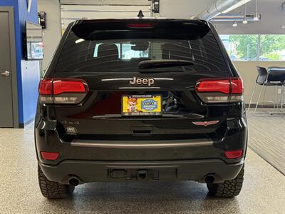 2017 Jeep Grand Cherokee Trailhawk - Photo 8 - Grand Rapids, MI 49504